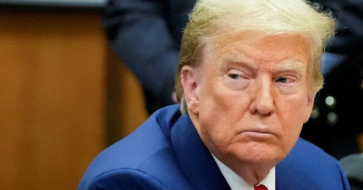 Donald Trump bíróság elé áll New Yorkban a volt pornósztárnak fizetett hallgatási pénz ügyében