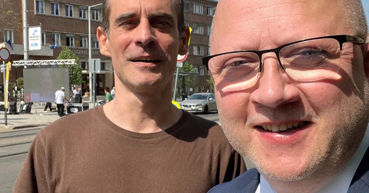 A kutyapártos Kovács Gergely javára visszalép az LMP-s Kendernay János a XII. kerületben
