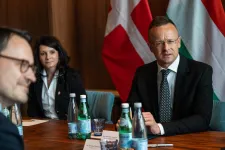 Szijjártó megosztotta a dánokkal, mi jelzi a legjobban a magyar demokrácia működését
