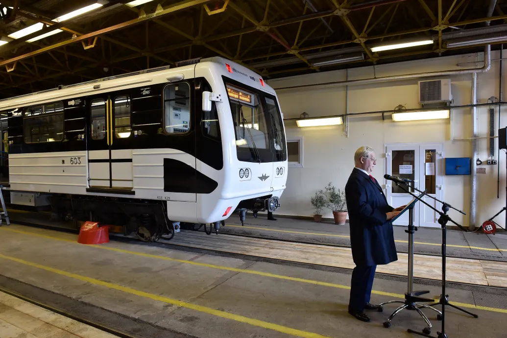 Tarlós István: Vitézy Dávid sétáljon az erdőben éjszaka és fütyörésszen