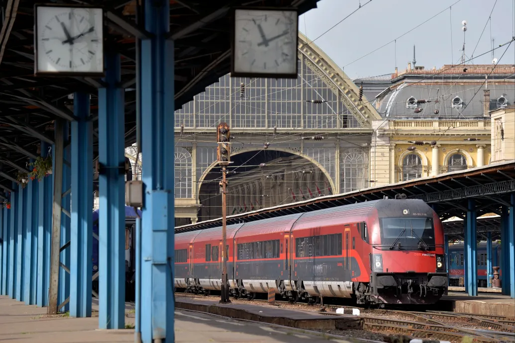 Újra pályázhatnak ingyenes európai vasútbérletre a 18 évesek