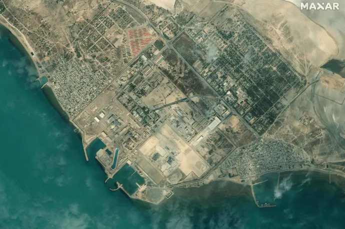 Műholdfelvételen az iráni Busehr várostól délkeletre fekvő atomerőmű – Fotó: Maxar Technologies / AFP