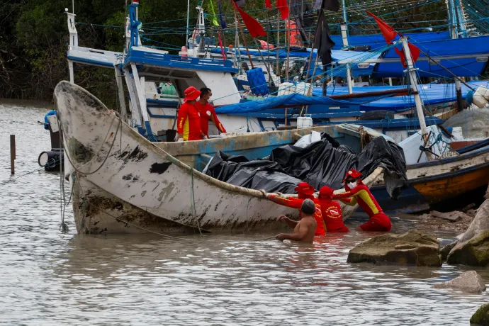 Holttestekkel sodródott a partra egy csónak Brazíliánál
