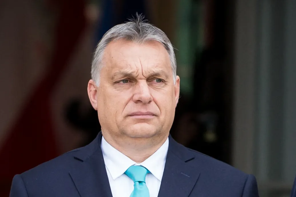 Politico: A rendőrség menet közben fújta le Orbánék brüsszeli konferenciáját