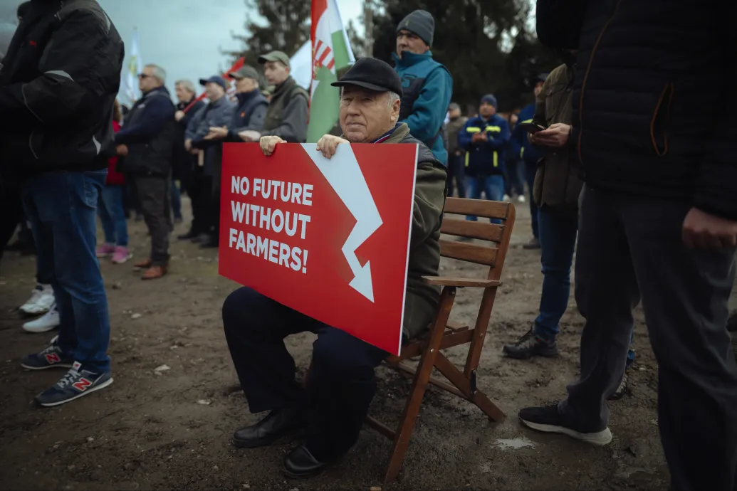 Gazdatámogatás: lehet pénzt adni és brüsszelezni, de a világpiaci trendeket és az ukrán gabonát nem állíthatja meg a kormány