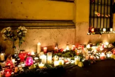 Álprofilokon keresztül zaklatta a veronai buszbaleset áldozatainak szüleit egy férfi, jogerősen elítélték