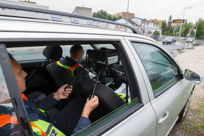 A rendőrség hat éve tud a módszerről, amivel megúszható a közlekedési bírságok zöme