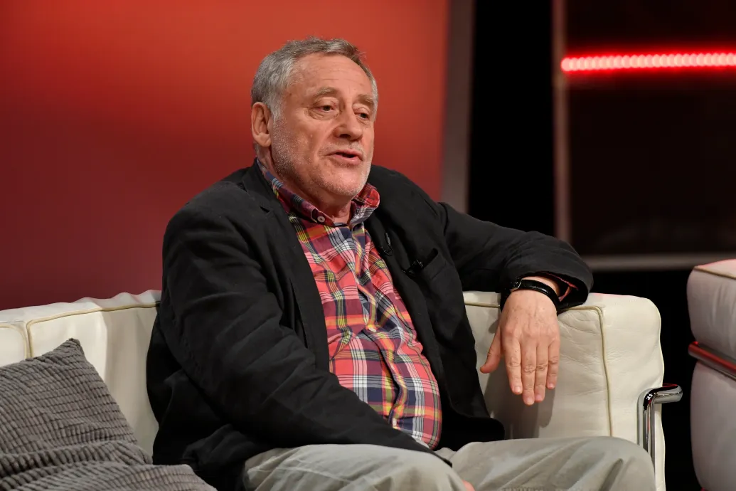 Az ócsai polgármester azt mondja, hogy nem tiltotta ki Koltai Róbertet a városból