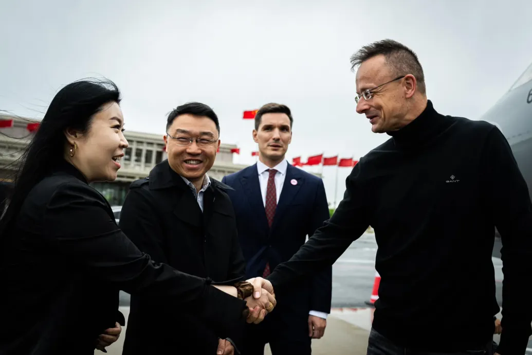 Egy újabb, hatodik légijárat is elindul Kína és Magyarország között