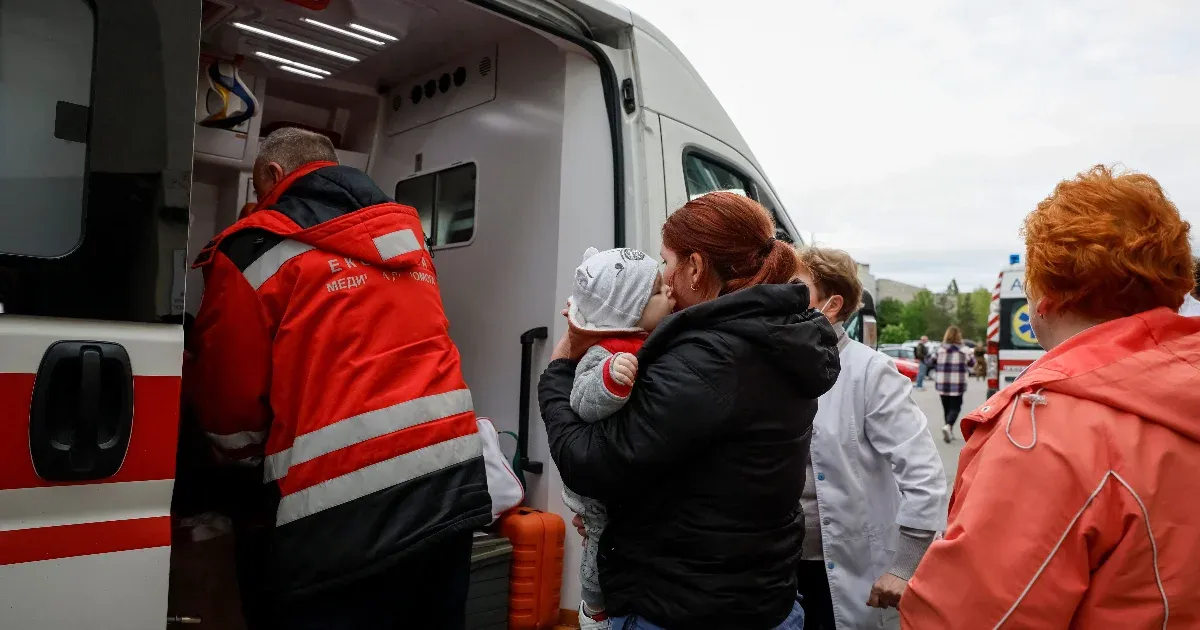 Orosz csapásoktól tartva gyerekkórházat is evakuáltak Kijevben