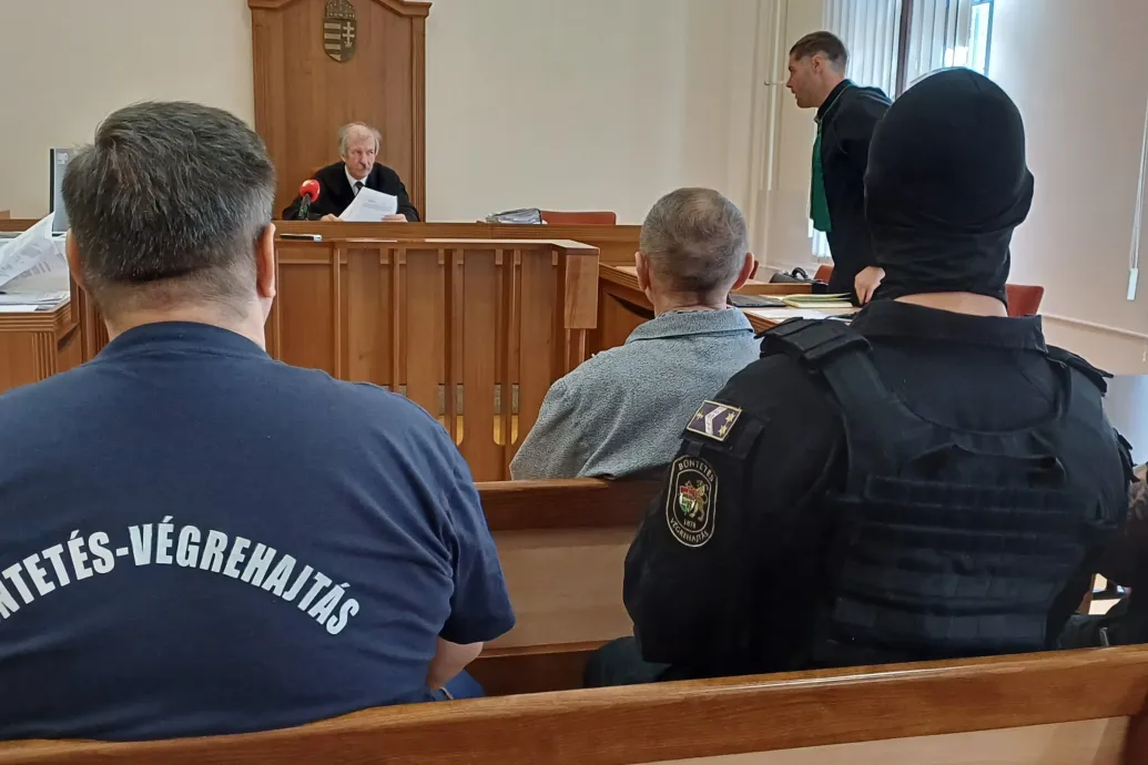 Nagyon ittas voltam, alig emlékszem, de láttam a fényképeket, tudom, mit tettem a sodrófával sajnos