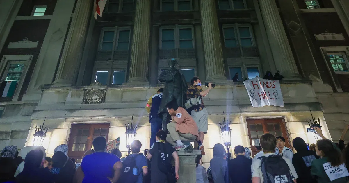 Tüntető diákok foglalták el a Columbia Egyetem Hamilton Hallját