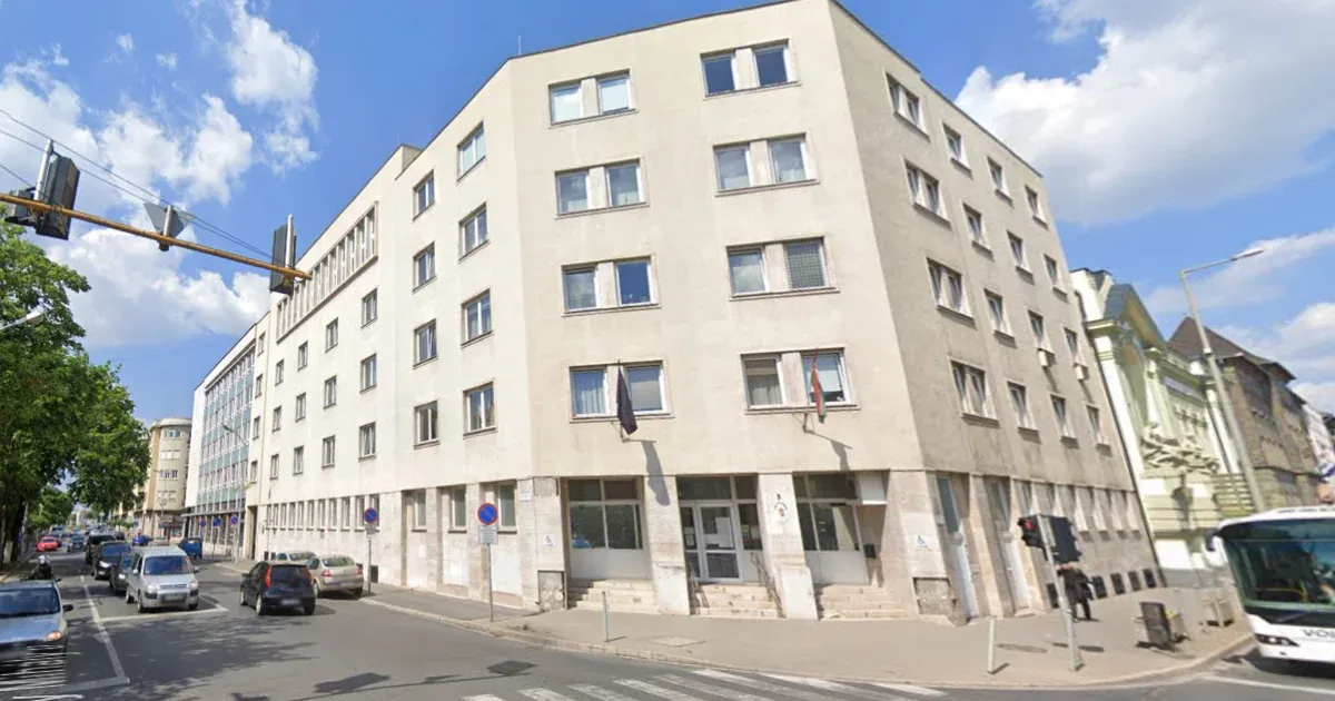 Letartóztatásba helyezték a bőnyi késelő kislányt
