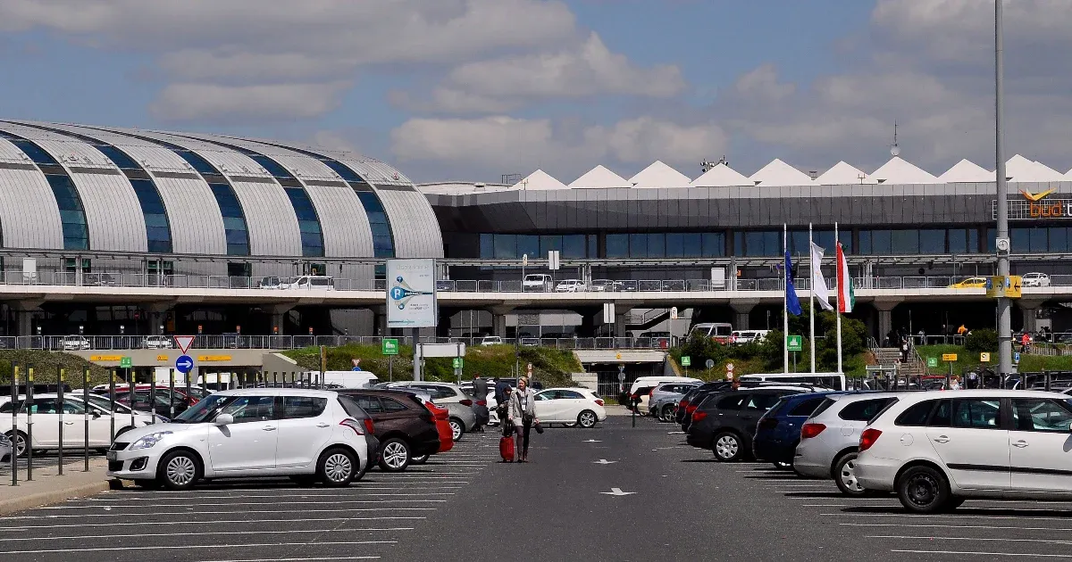Forgalomkorlátozás lesz a reptérre vezető útvonalon, több időbe telhet kijutni Ferihegyre a hétvégén