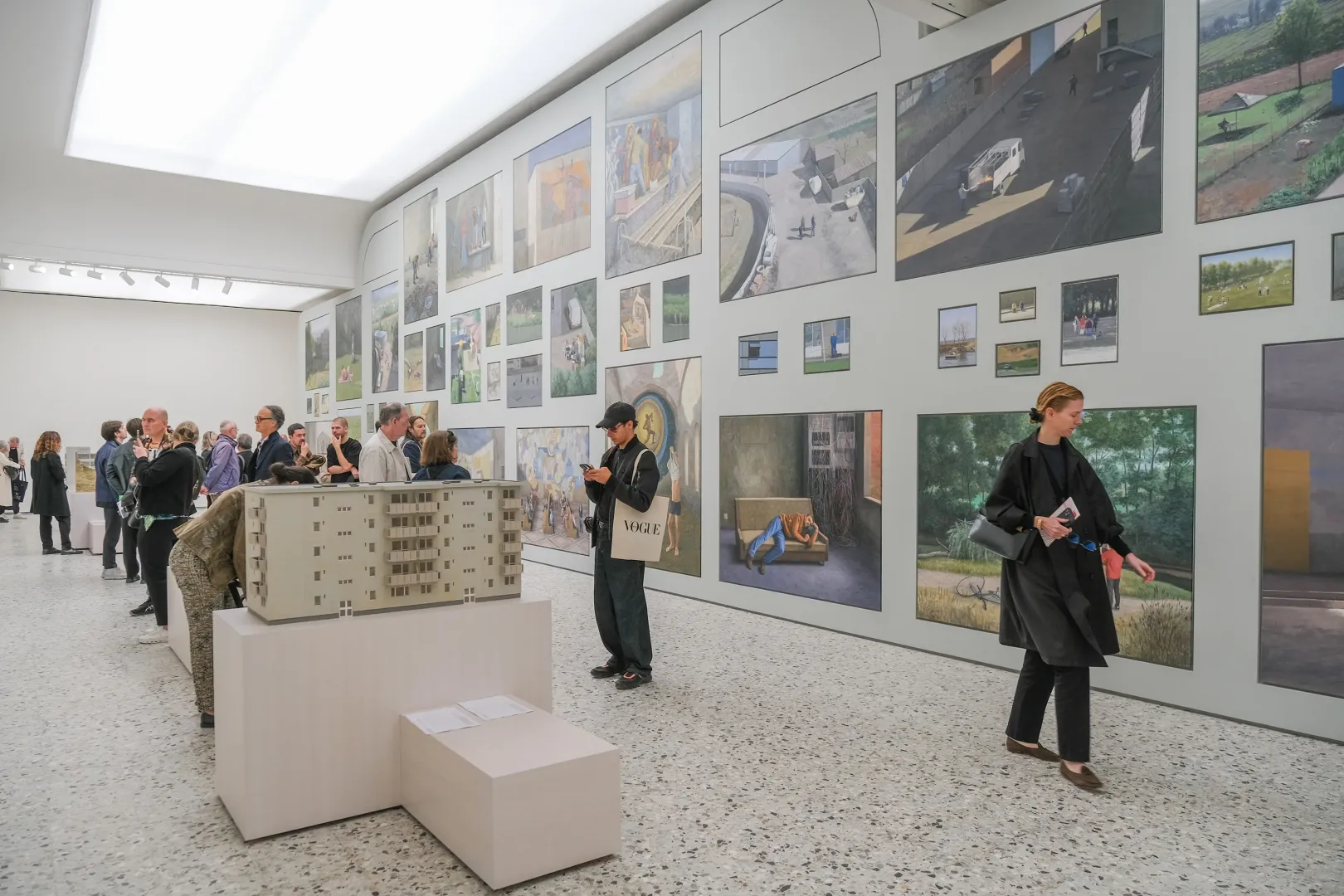 A román pavilon a velencei Biennálén, 2024. ápr. 17-én – Fotó: Stefano Mazzola / AFP