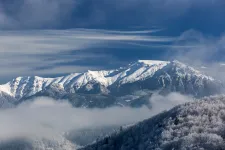 Elakadt a hóban a Bucsecs-hegységben túrázó három lengyel turista