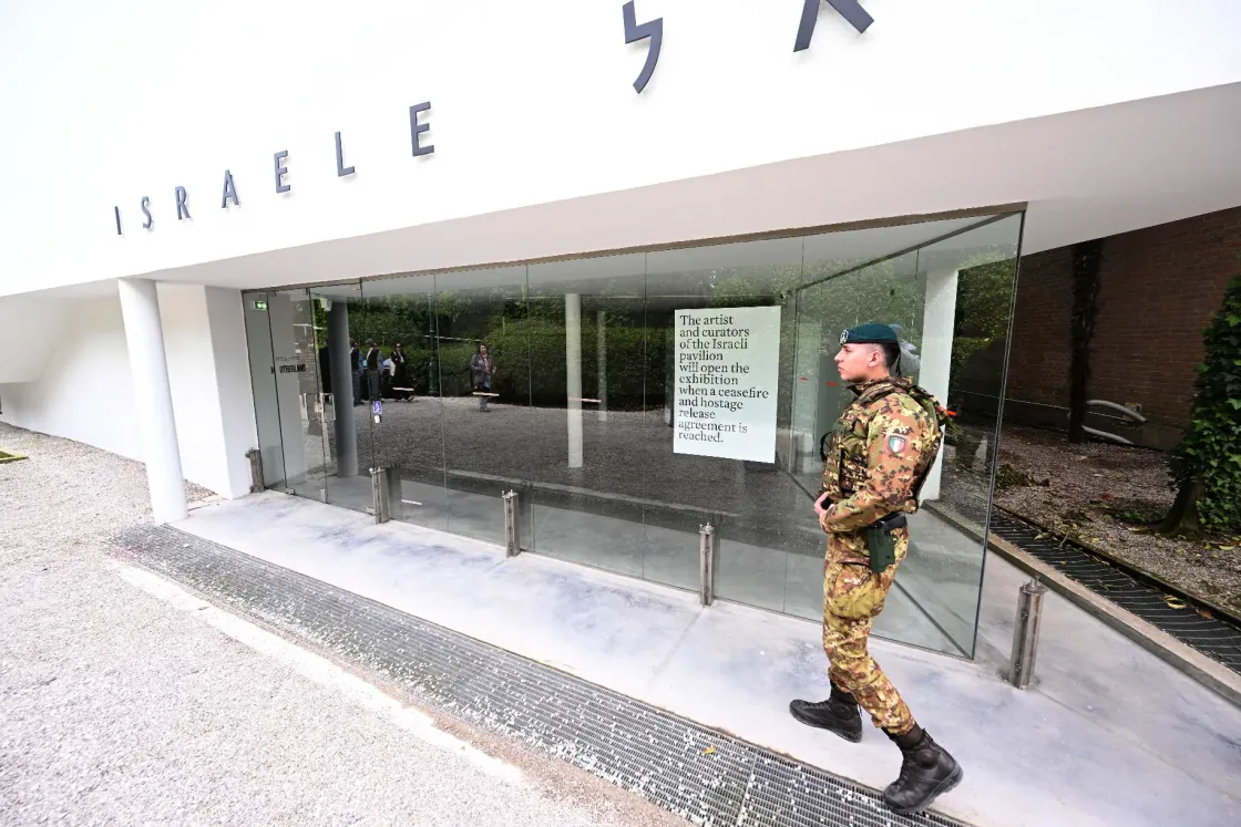 Erőteljes társadalmi üzenetekkel jelentkezett a 2024-es Velencei Biennálé
