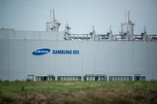 Egy hete le kellett volna állítani a Samsung gödi gyárát. Mégsem várható, hogy lakat kerül a gyárkapura