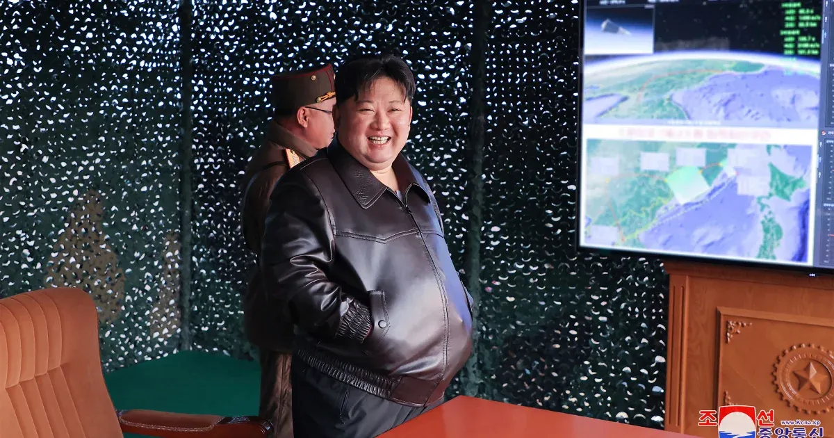 Óriási TikTok-sláger lett a Kim Dzsongun nagyságát megéneklő propagandaszám