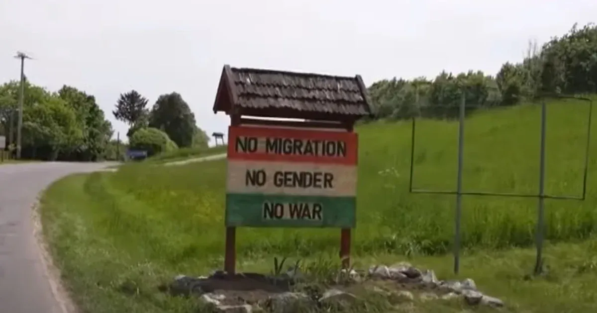 Halálos fenyegetést kapott állítása szerint a No Migration táblát lecserélő jobbikos képviselő