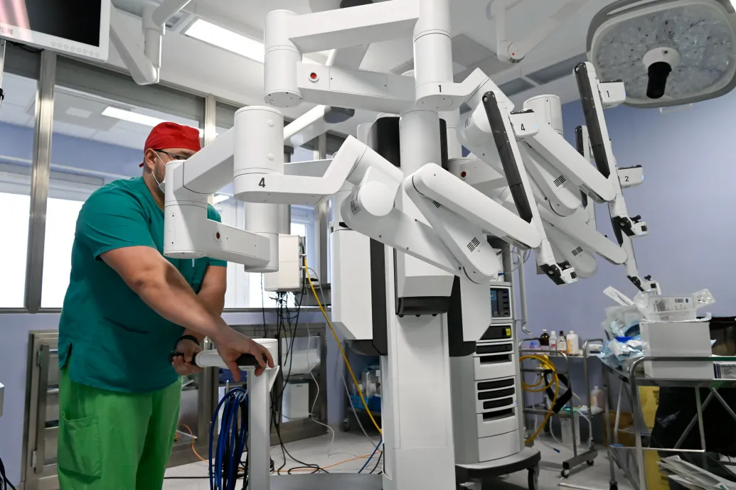 Népszava: Két kórház ellen is végrehajtási eljárást indított a NAV