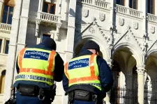 Sok rendőr lesz Budapest utcáin a kínai elnök látogatásának idején