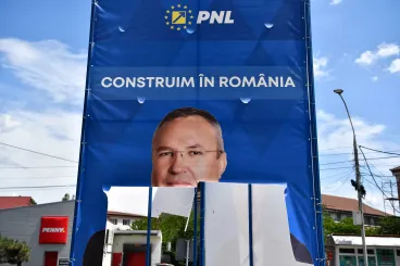 Elindulhatott Nicolae Ciucă államfőjelölt-kampánya, bár hivatalos bejelentés még nincs