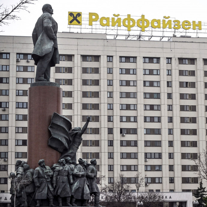 Az OTP-t is érintheti, hogy fogy a türelem az Oroszországban üzletelő európai bankokkal szemben