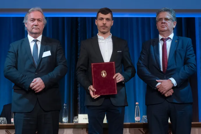 A BBTE két oktatóját is kitüntette a Magyar Tudományos Akadémia
