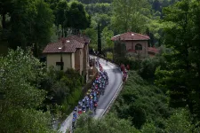 Valter Attila bukott a Giro d'Italián