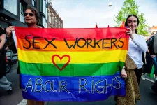 Belgiumban a világon elsőként munkaszerződés, nyugdíj és egészségbiztosítás is jár a szexmunkásoknak