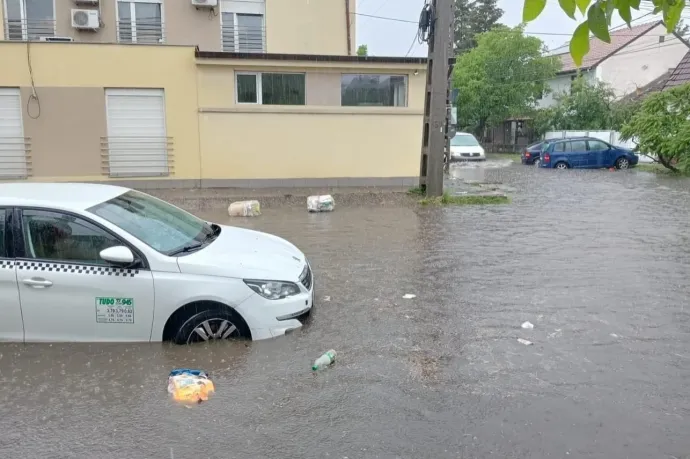 Továbbra is kitart az esős idő, árvízkészültséget is hirdettek