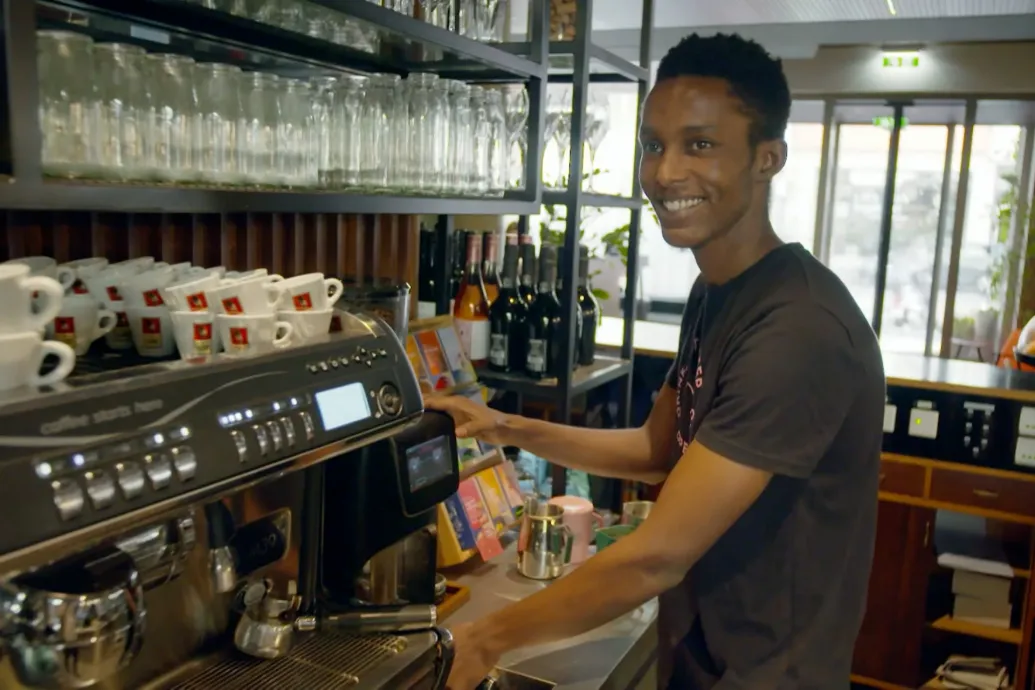 A bécsi hotel, ahol szinte csak menekültek dolgoznak