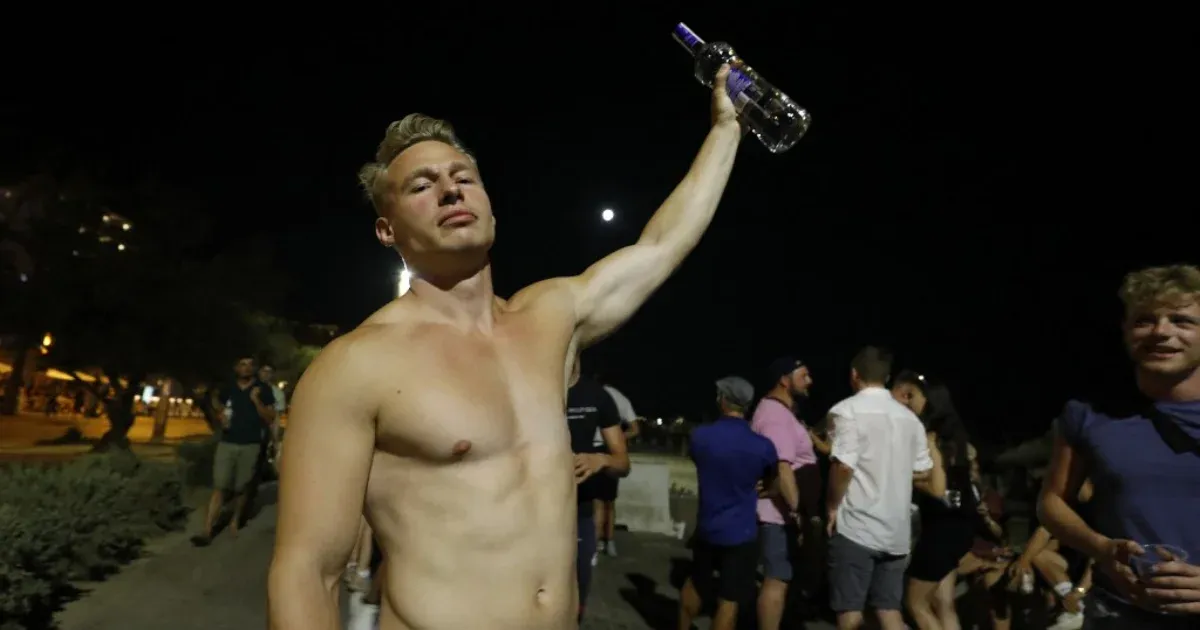 Szigorítják a piálást Mallorcán és Ibizán