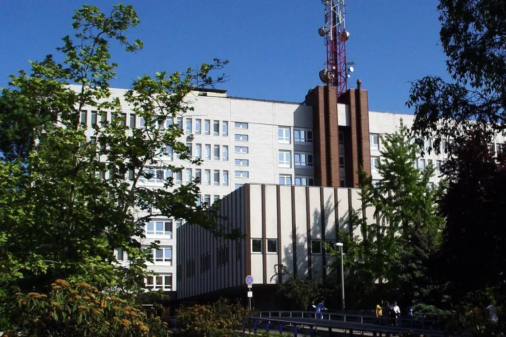 Nincs elég neurológus a ceglédi Toldy Ferenc kórházban, fővárosi kórházakból vezényelnek oda orvosokat