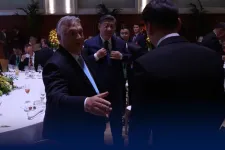 Orbán Viktor lefordította magyarra, hogy is kell érteni a Liu testvérek országváltását