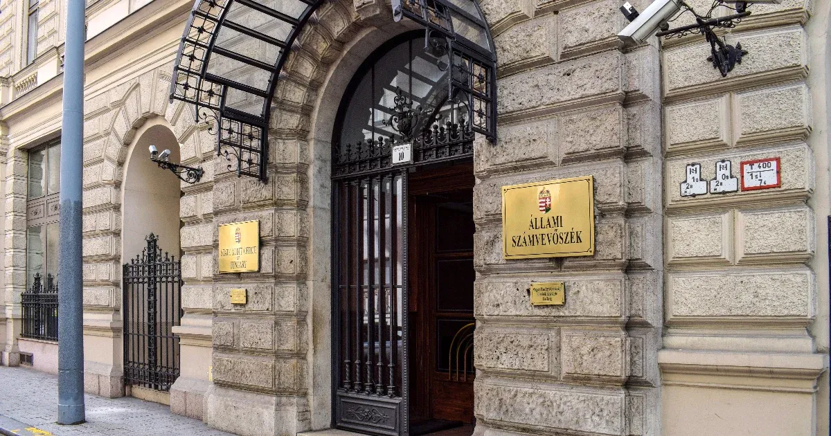 Csoportos létszámleépítés volt az Állami Számvevőszéknél, 42 dolgozót küldtek el