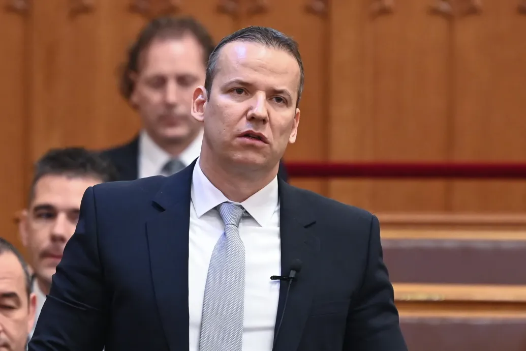 A kormány nem veti be Magyar Péter ellen a Mi Hazánk fegyverét, amit a CÖF alapítója is javasolt