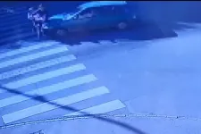 A zebrán gázolta el az autós az anyát és gyerekét Balmazújvárosban