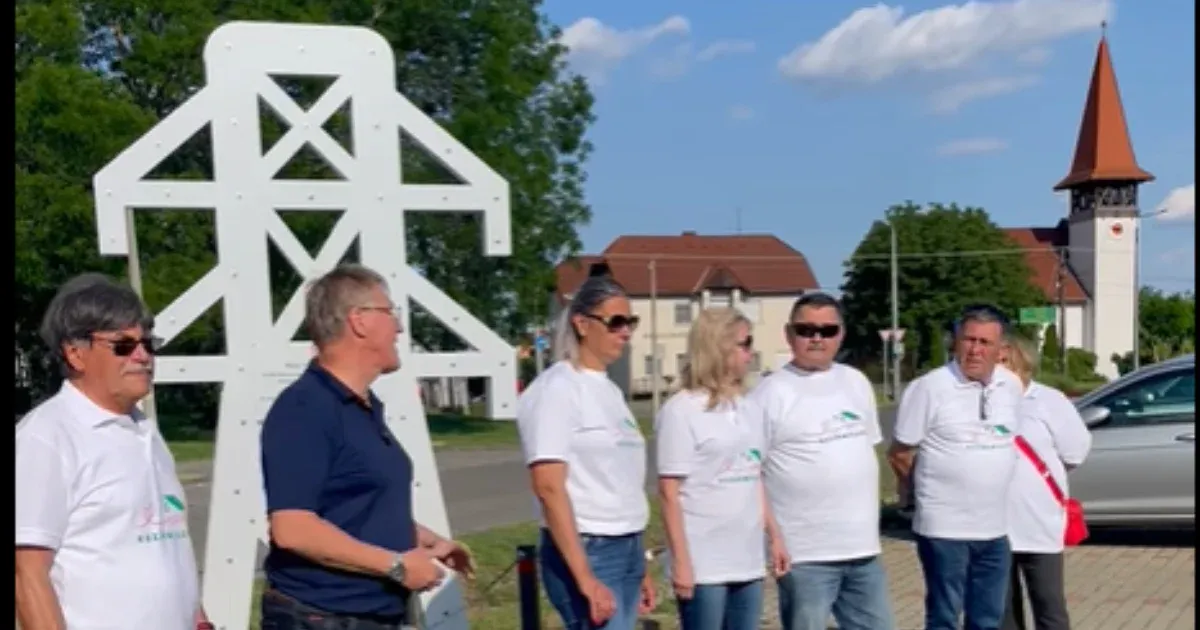 Kozármislenyben oszlopot állítottak az oszlopnak, amit utáltak