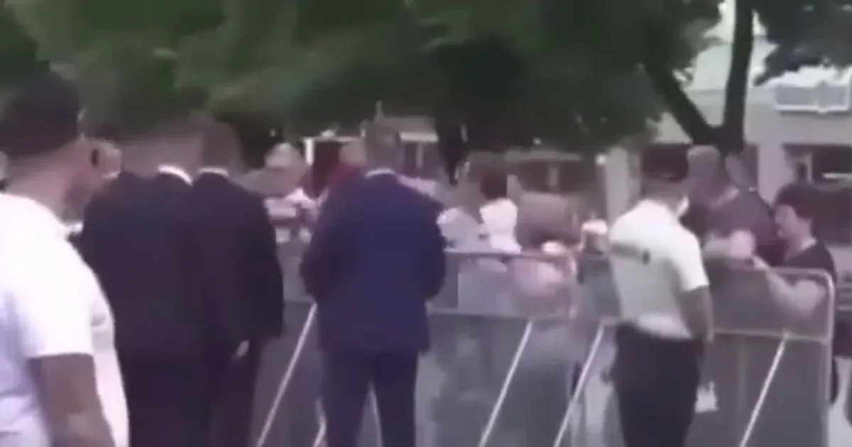 Egy előkerült videón látszik, hogy öt lövést adtak le közvetlen közelről Robert Ficóra