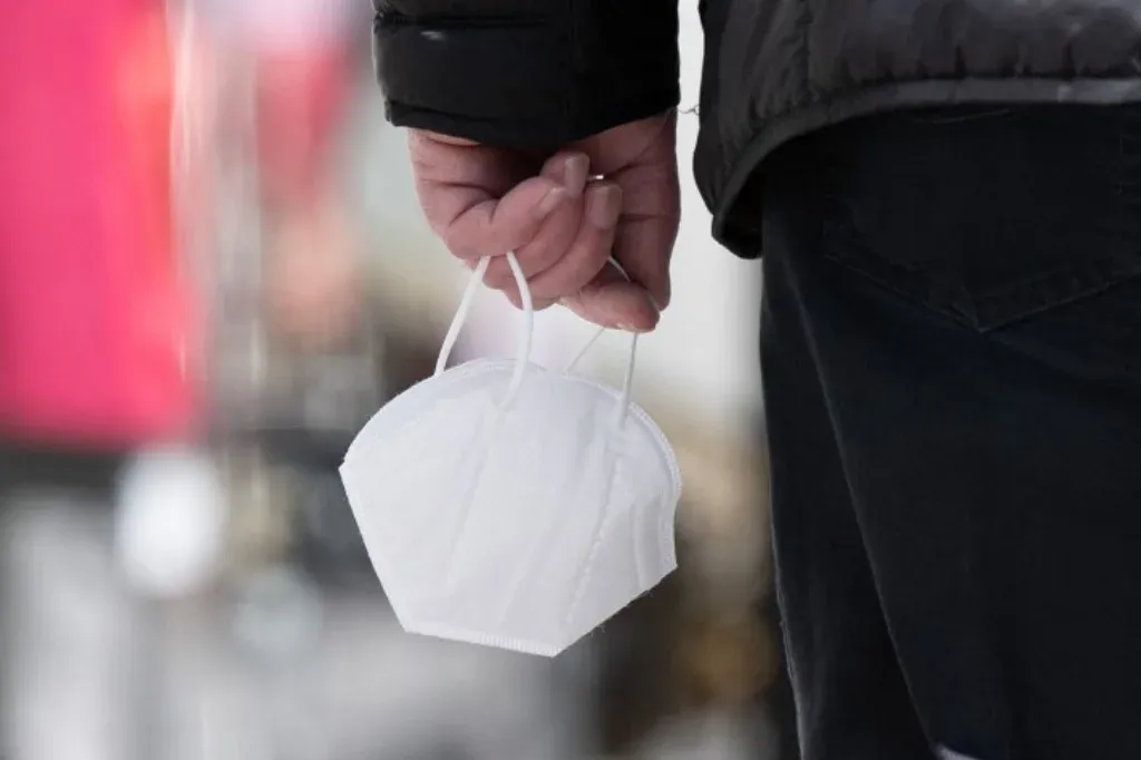 Egy amerikai állam törvénnyel tiltaná be a köztéri maszkviselést