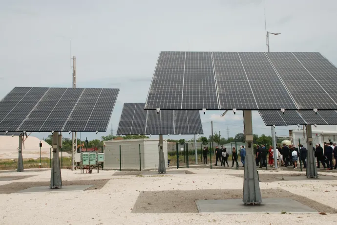 Szegeden napelemes energiával mesterséges benzint gyártanak hidrogénből és szén-dioxidból