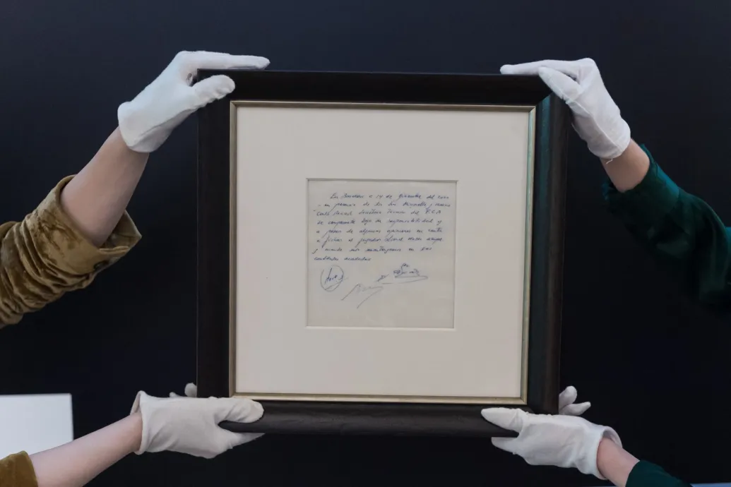 Csillagászati összeget fizettek egy szalvétáért, ami Messi sorsáról döntött