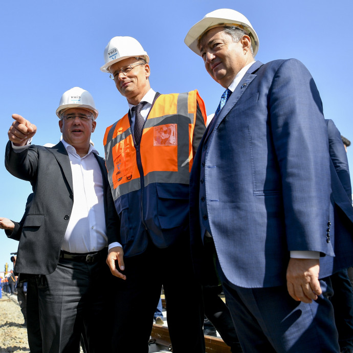 Betonba és NER-be öntöttük az uniós pénzek jelentős részét