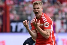 Bundesliga: Orbanék ismét mehetnek a BL-be, Schäferék megúszták a kiesést