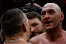 Fury szerint az ukránok iránti szimpátia miatt hozták ki győztesnek Uszikot a címegyesítő bokszmeccsükön