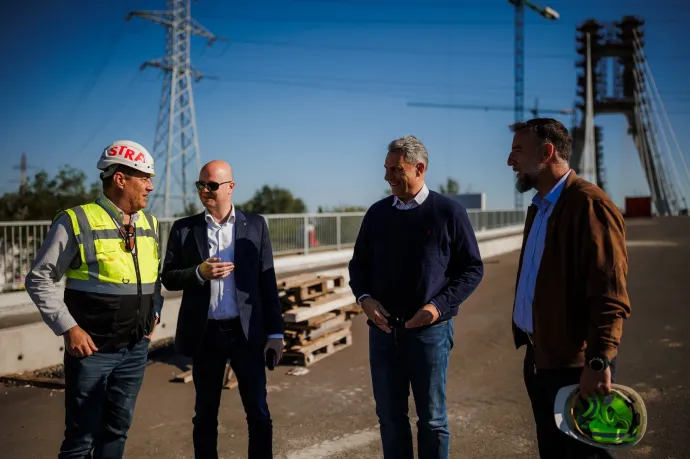 Szatmárnémeti polgármestere Lázár János magyarországi építésügyi miniszterrel látogatja sorra a városban zajló munkálatokat – Fotó: Balog Zsolt / Kereskényi Gábor hivatalos Facebook-oldala