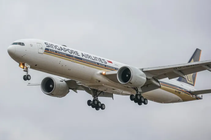 Koponya-, agy- és gerincsérülést szenvedtek a turbulenciába került Singapore Airlines utasai