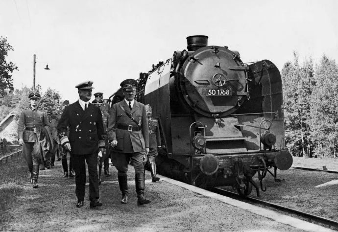 Horthy Milkós és Adolf Hitler a kelet-poroszországi Rastenburgban, 1941 szeptemberében – Fotó: Keystone-France / Getty Images